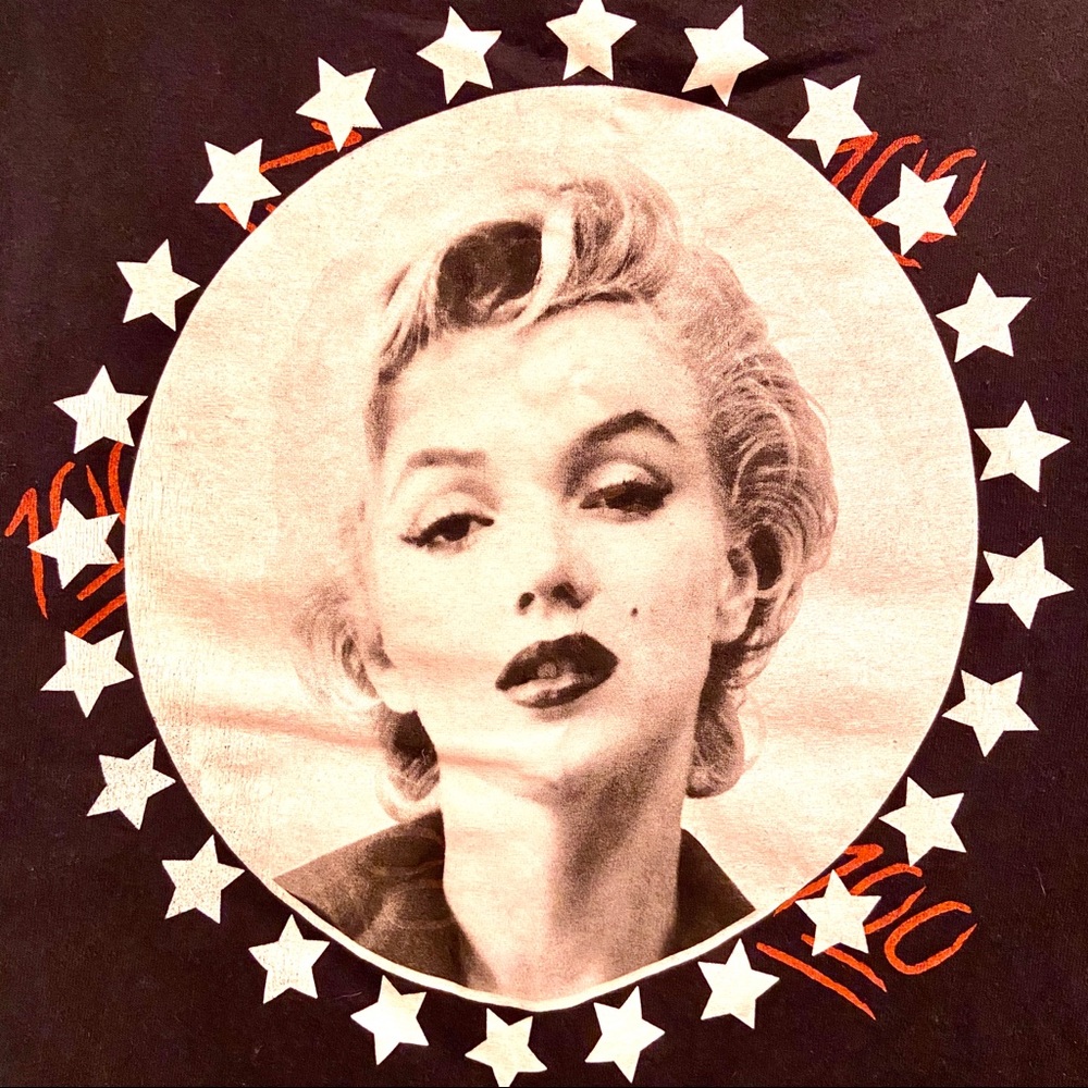 💯Marilyn Monroe Tshirt - Picture 3 of 4